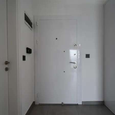 0036 Exodus In A Complex With Pool, Gym And , Mahmutlar アパート *